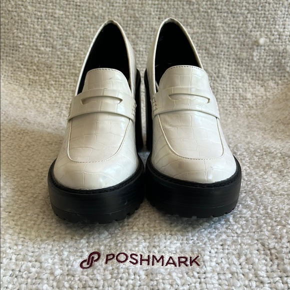 Madden Girl White and Black Flats with Modern Platform - Picture 2 of 4